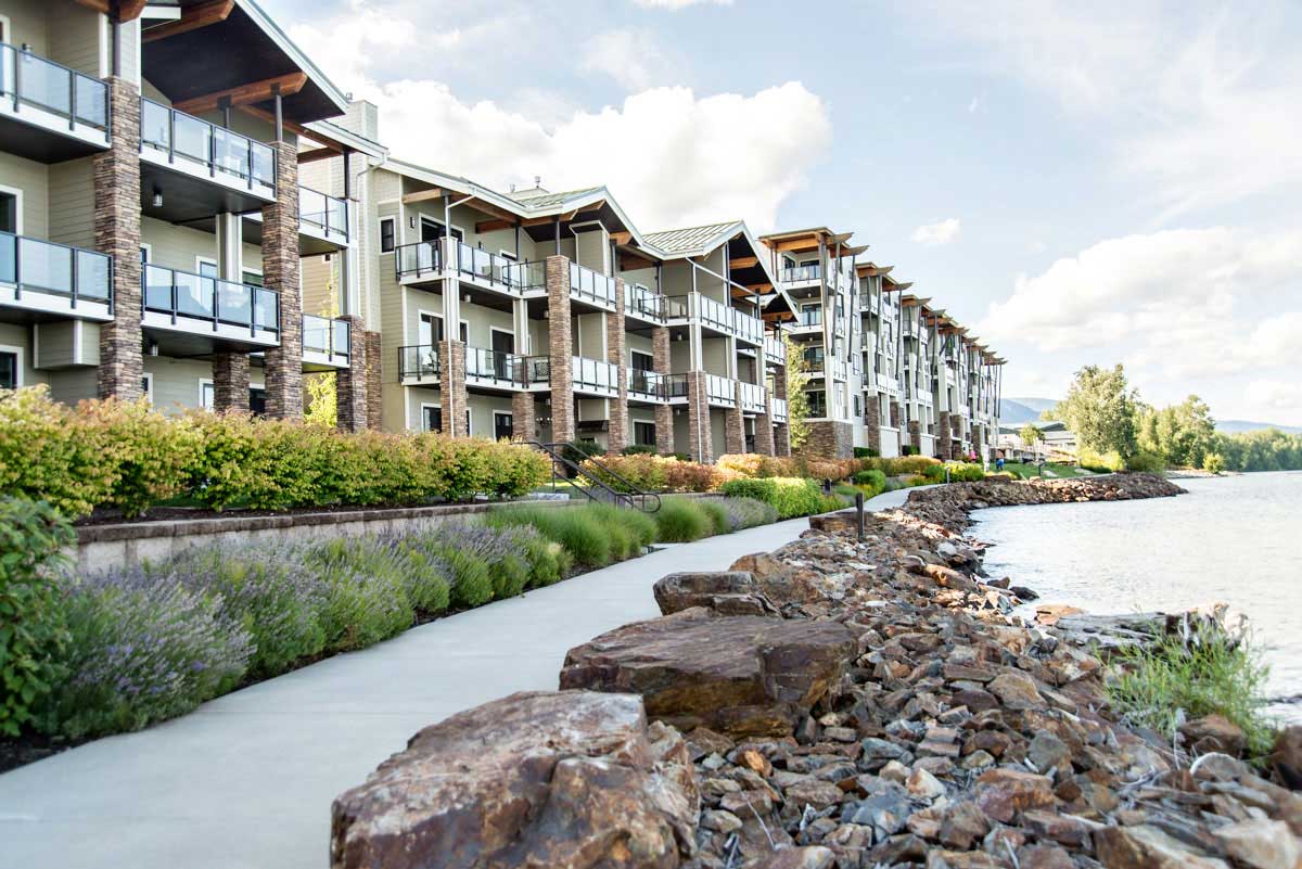 Condo overlooking Lake Pend Oreille in Sandpoint